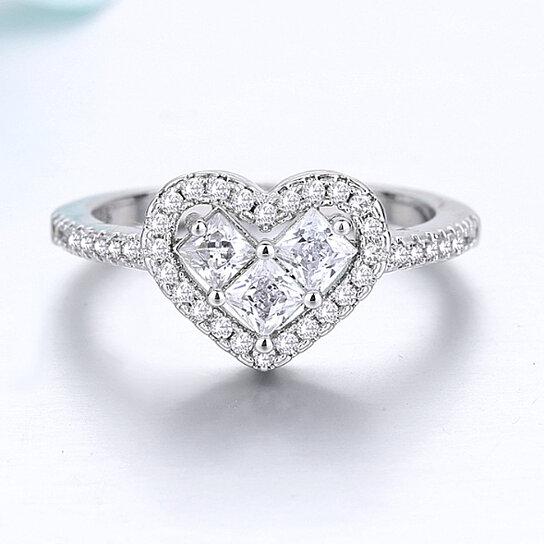 18K White Gold Tri Stone Halo Heart Ring Rings 6 - DailySale