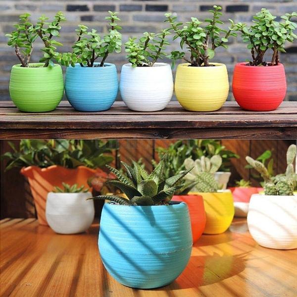 2-Pack: Plastic Plant Flower Pots Garden & Patio - DailySale