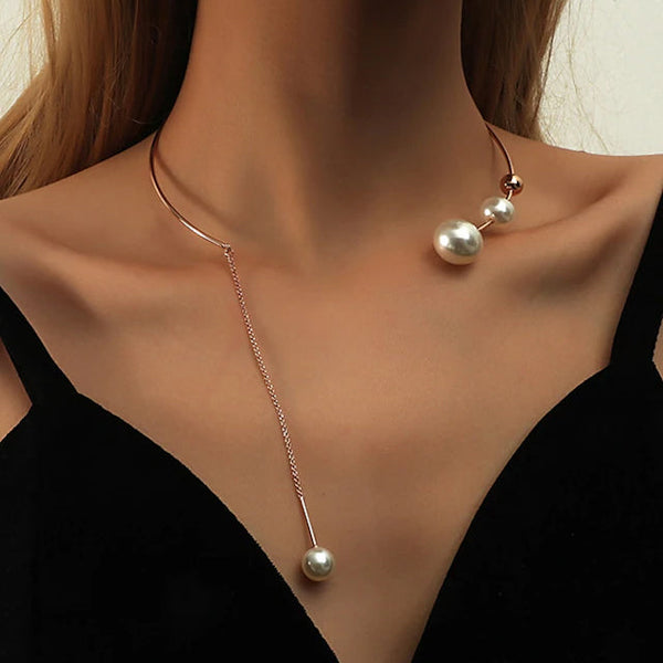 2-Piece: Women's Chic Geometric Necklace Necklaces - DailySale