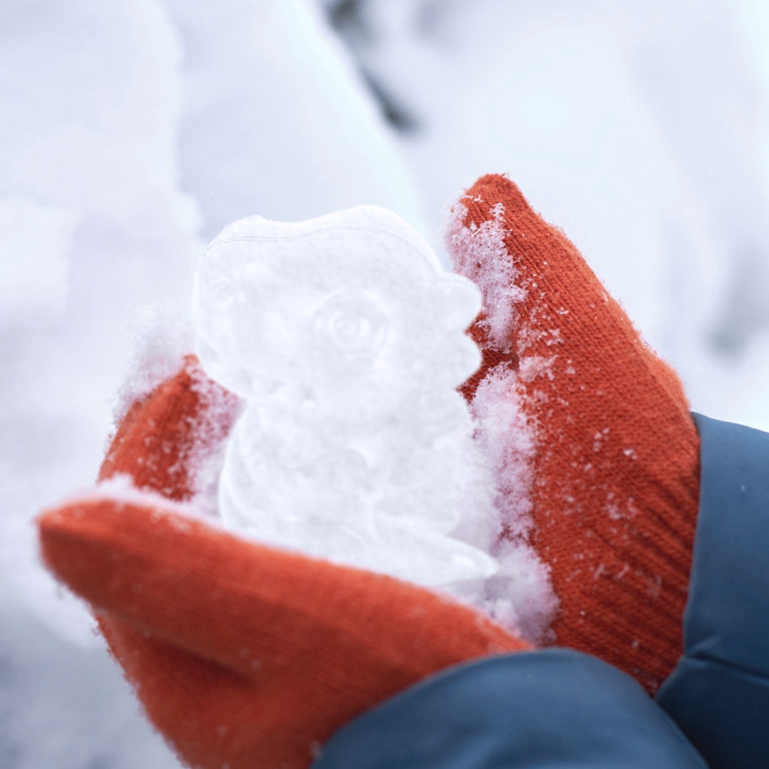 4-Pack: Snowball Makers Set Clip Snow Molds Toys & Games - DailySale