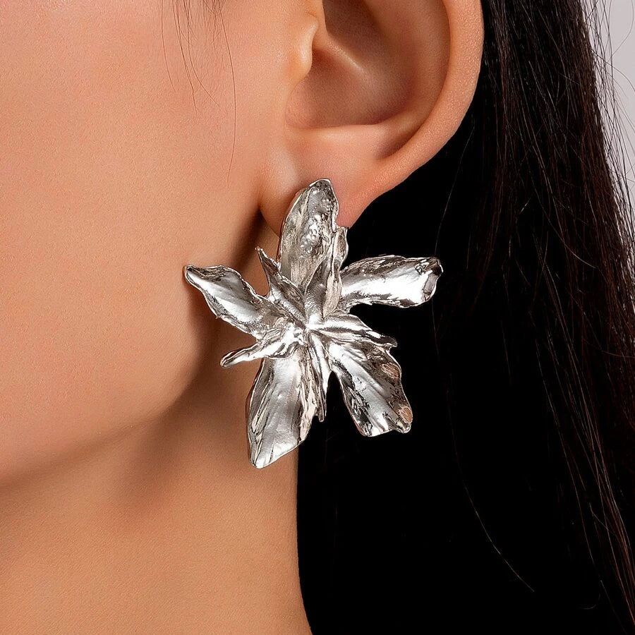 4-Pairs: Women's Textured Metal Flower Design Stud Earrings Earrings - DailySale