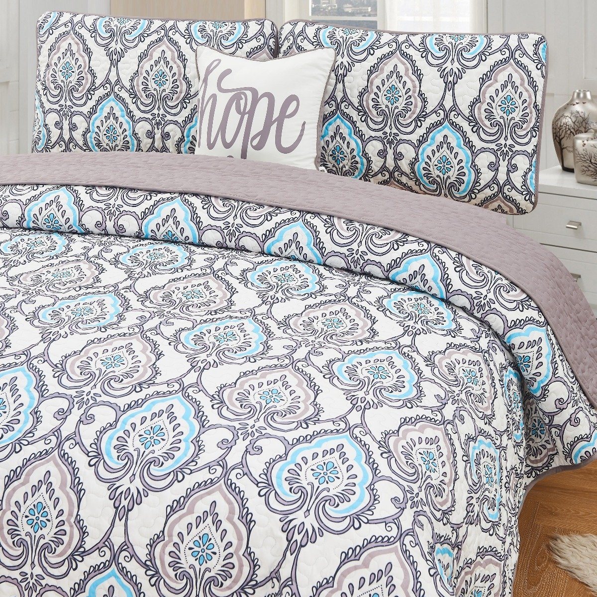 4-Piece Set: Printed Pattern Quilt Set Linen & Bedding King No. 2 - DailySale