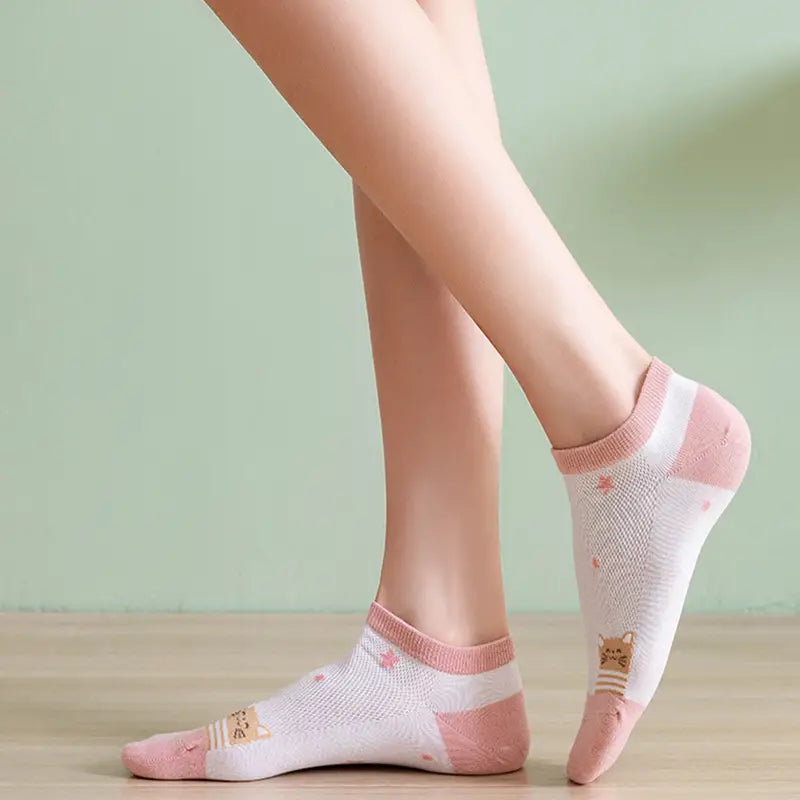 5pairs: Pink Kitty Crew Socks Women's Shoes & Accessories - DailySale