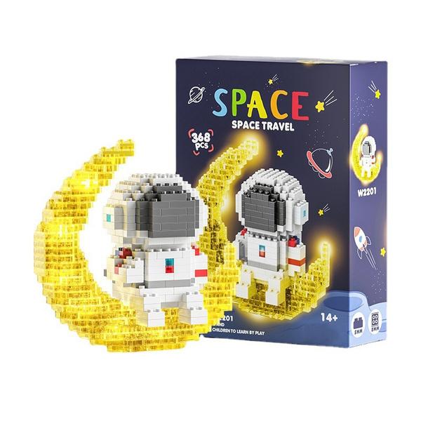 Astronaut Building Blocks LED Glowing Toys Toys & Games - DailySale