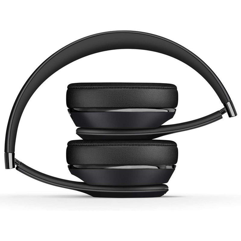 Collapsed Beats Solo 3 Wired Headphones (Refurbished) in black