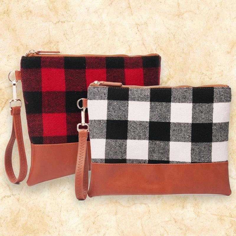 Buffalo Plaid Clutch Durable and Lightweight Wristlet Handbags & Wallets - DailySale