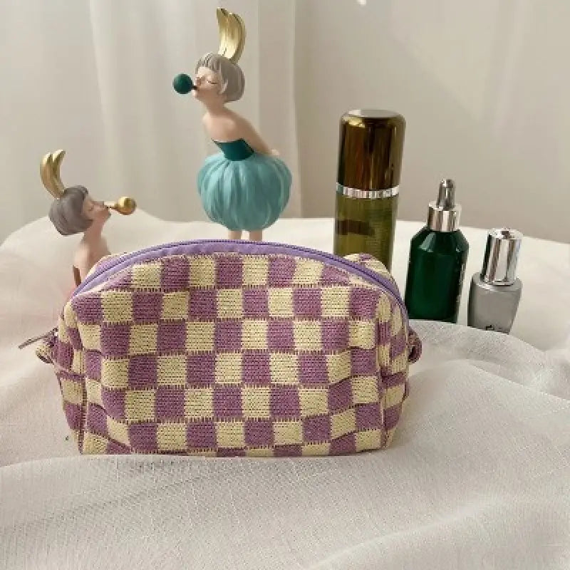 Checkered Pattern Zipper Makeup Bag