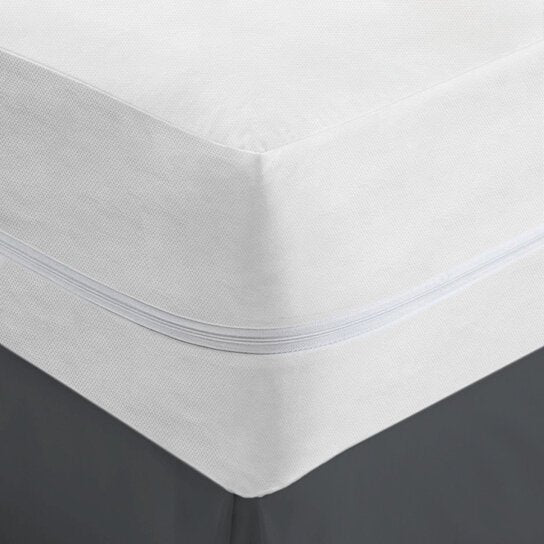 Fabric Zippered Waterproof and Bed Bug Mattress Protector Bedding Twin - DailySale