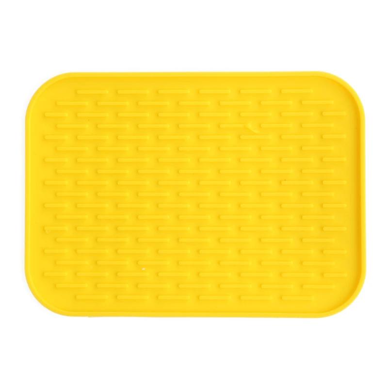 https://dailysale.com/cdn/shop/products/home-anti-hot-silicone-mat-kitchen-dining-yellow-dailysale-907328_800x.jpg?v=1607113952