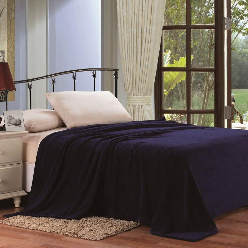 Lightweight and Soft Solid Blankets Linen & Bedding Navy Twin - DailySale