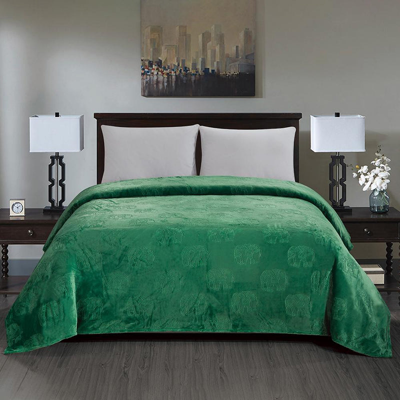 Premium Flannel Fleece Elephant Design Blanket Bed & Bath Queen Green - DailySale