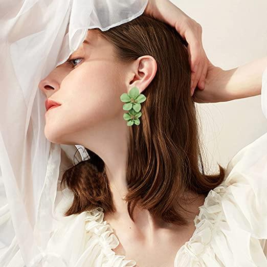 Women's Boho Flower Shaped Daisy Stud Earrings
